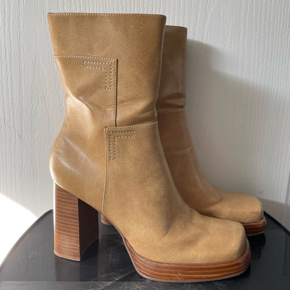 Bakers Platform 90’s Ankle Boots
